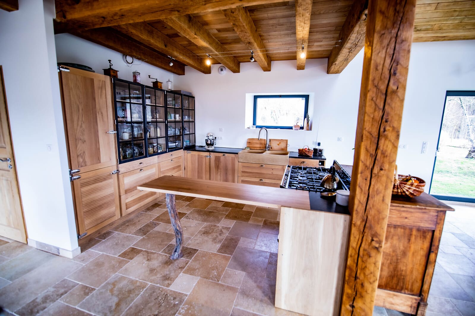 Cuisine porte à cadre en chêne huilé